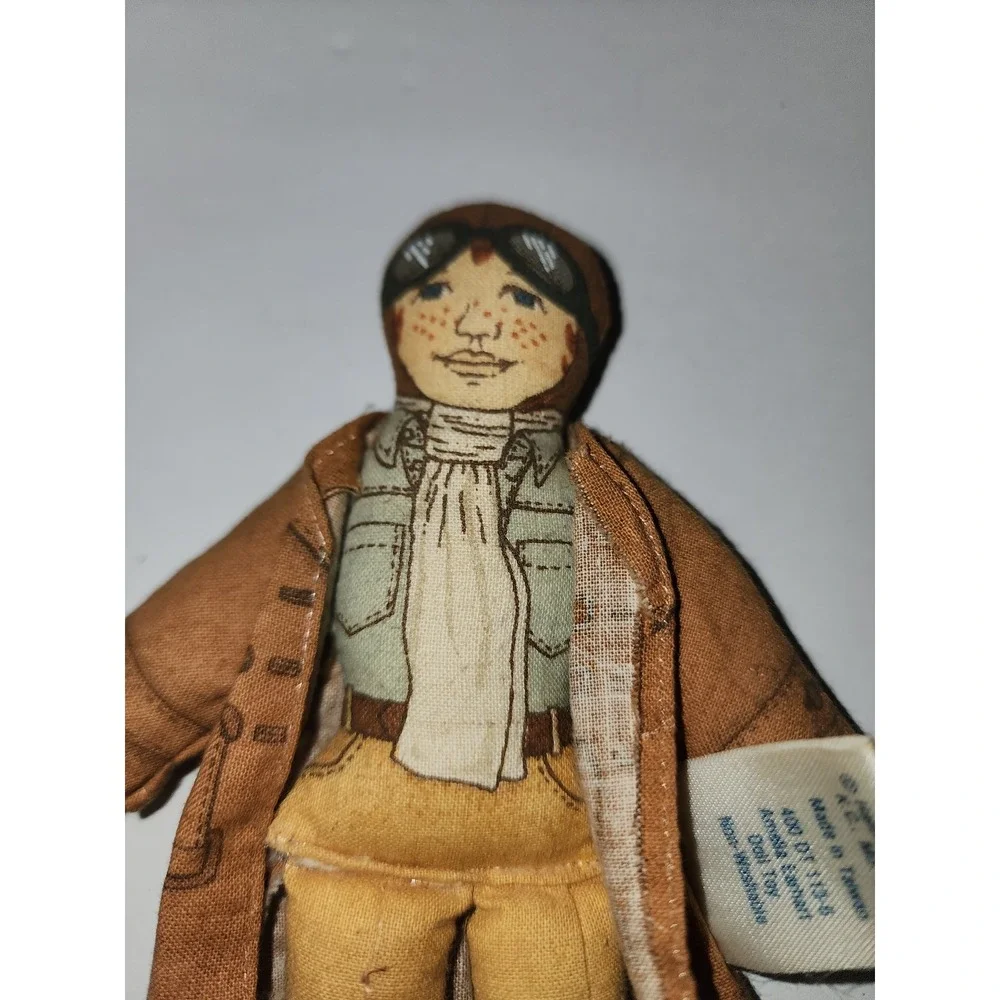 Vintage Hallmark Rag Doll Amelia‎ Earhart Pilot